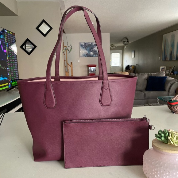 (SOLD PRIVATELY) Michael Kors reversible tote bag - Picture 2 of 10